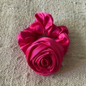 Rosetta hot pink scrunchie
